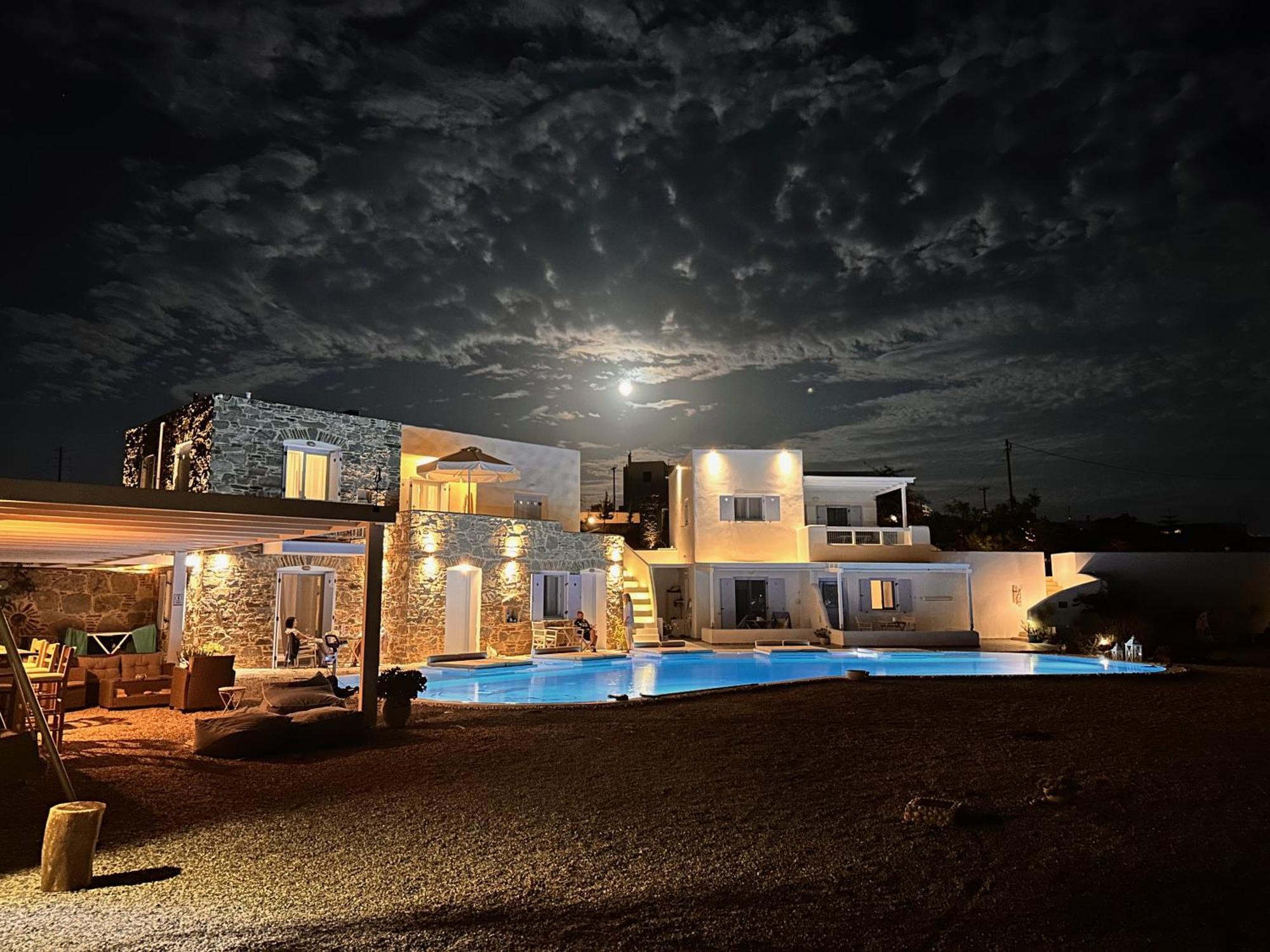 Blu Suites And Studios Adamantas (Milos) Exterior foto