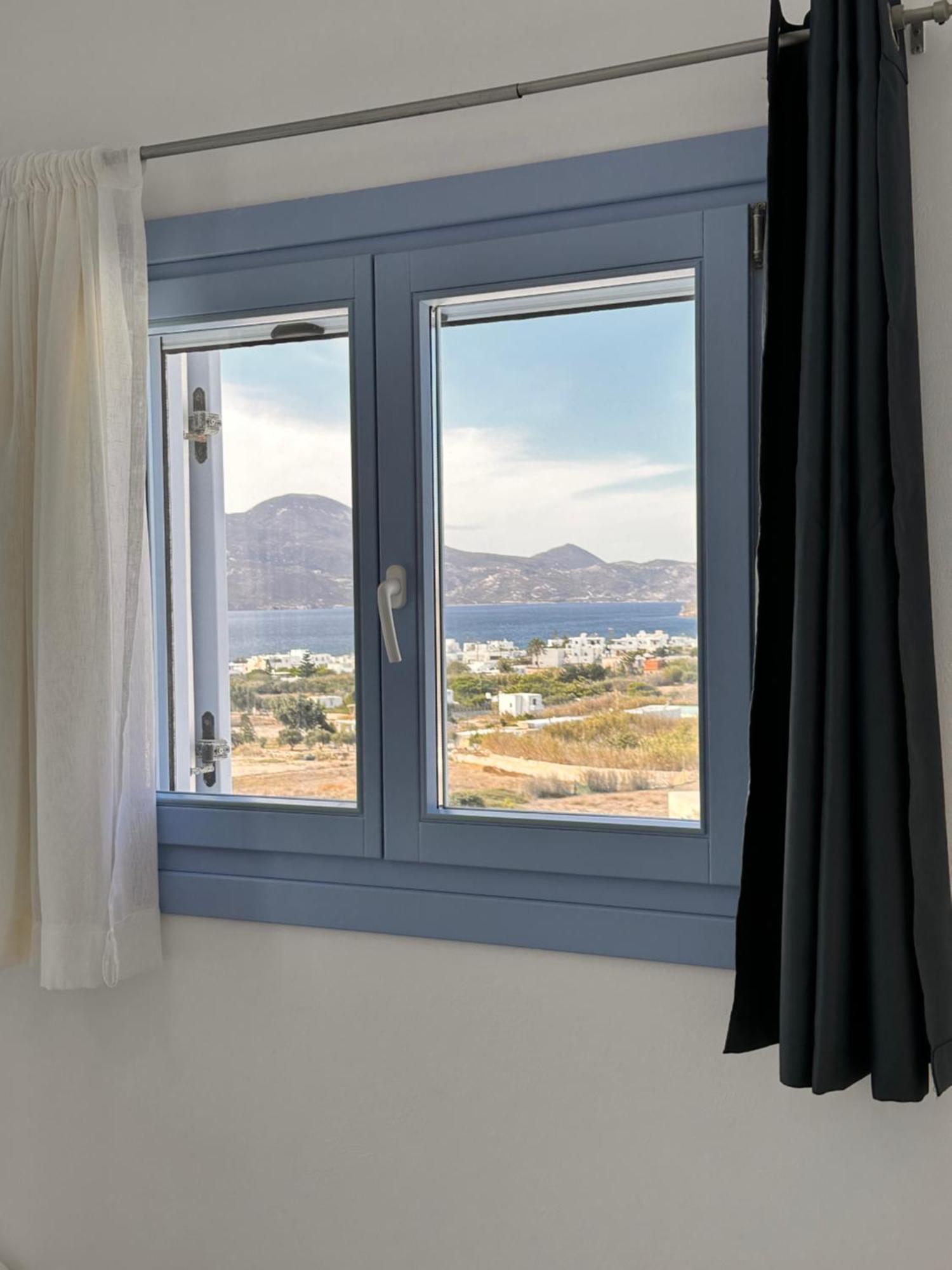 Blu Suites And Studios Adamantas (Milos) Exterior foto