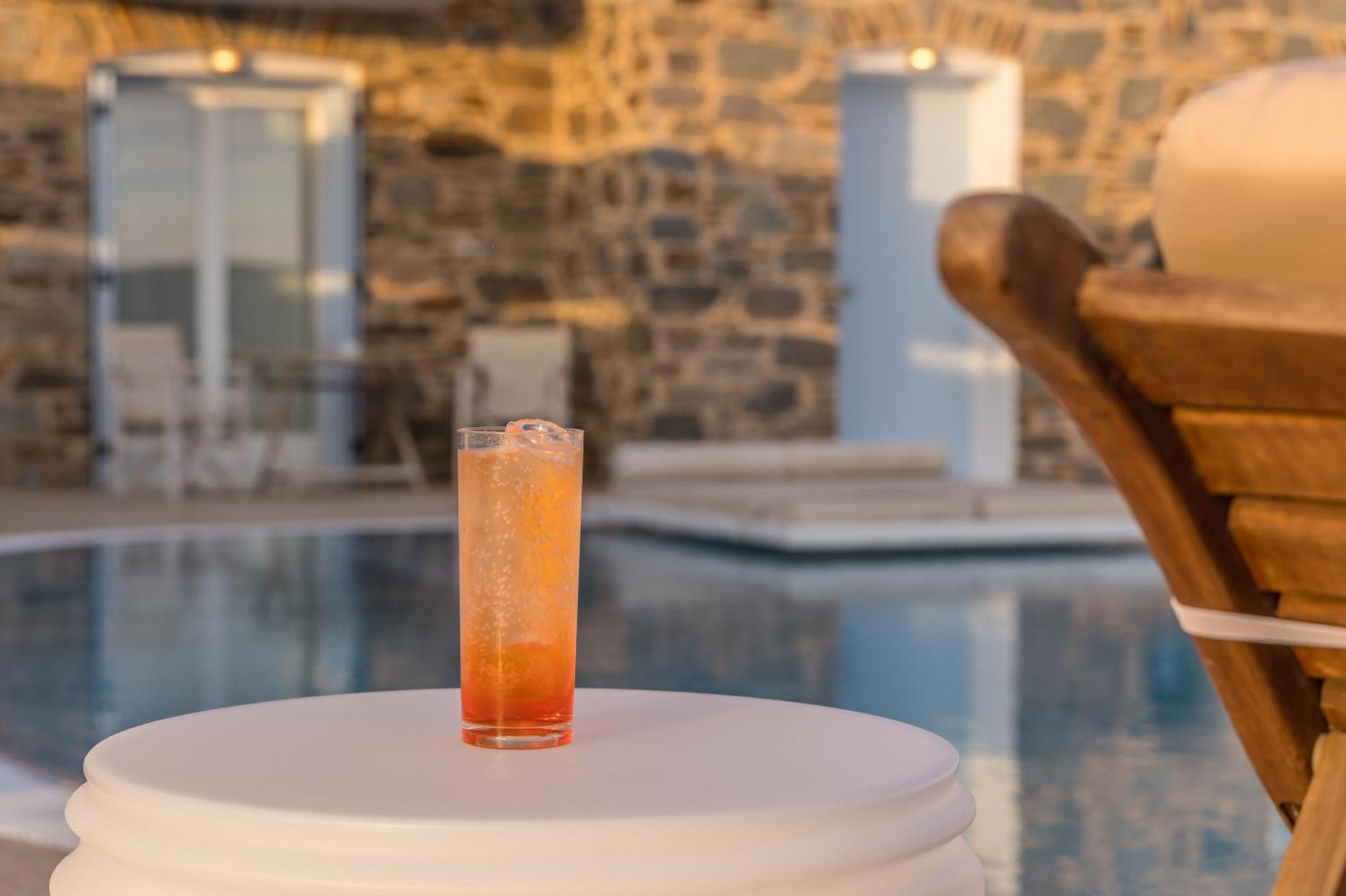 Blu Suites And Studios Adamantas (Milos) Exterior foto
