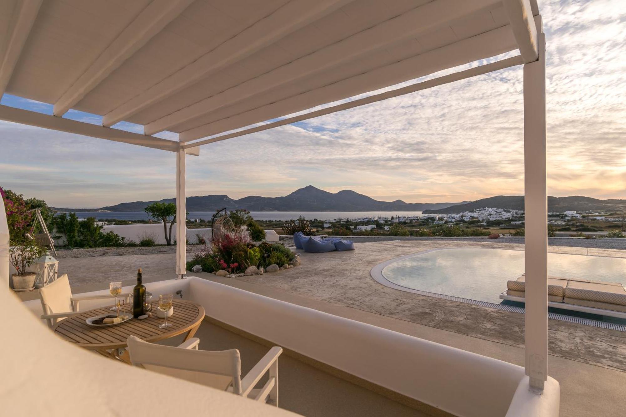 Blu Suites And Studios Adamantas (Milos) Exterior foto
