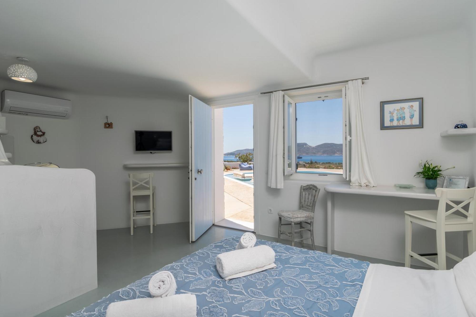 Blu Suites And Studios Adamantas (Milos) Exterior foto