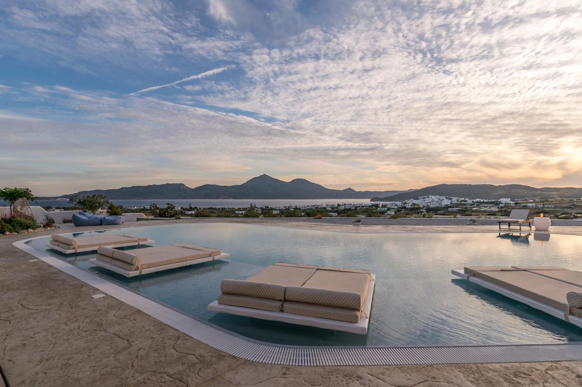 Blu Suites And Studios Adamantas (Milos) Exterior foto