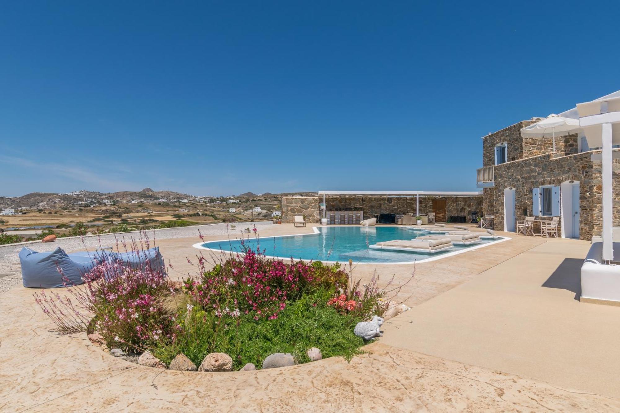 Blu Suites And Studios Adamantas (Milos) Exterior foto