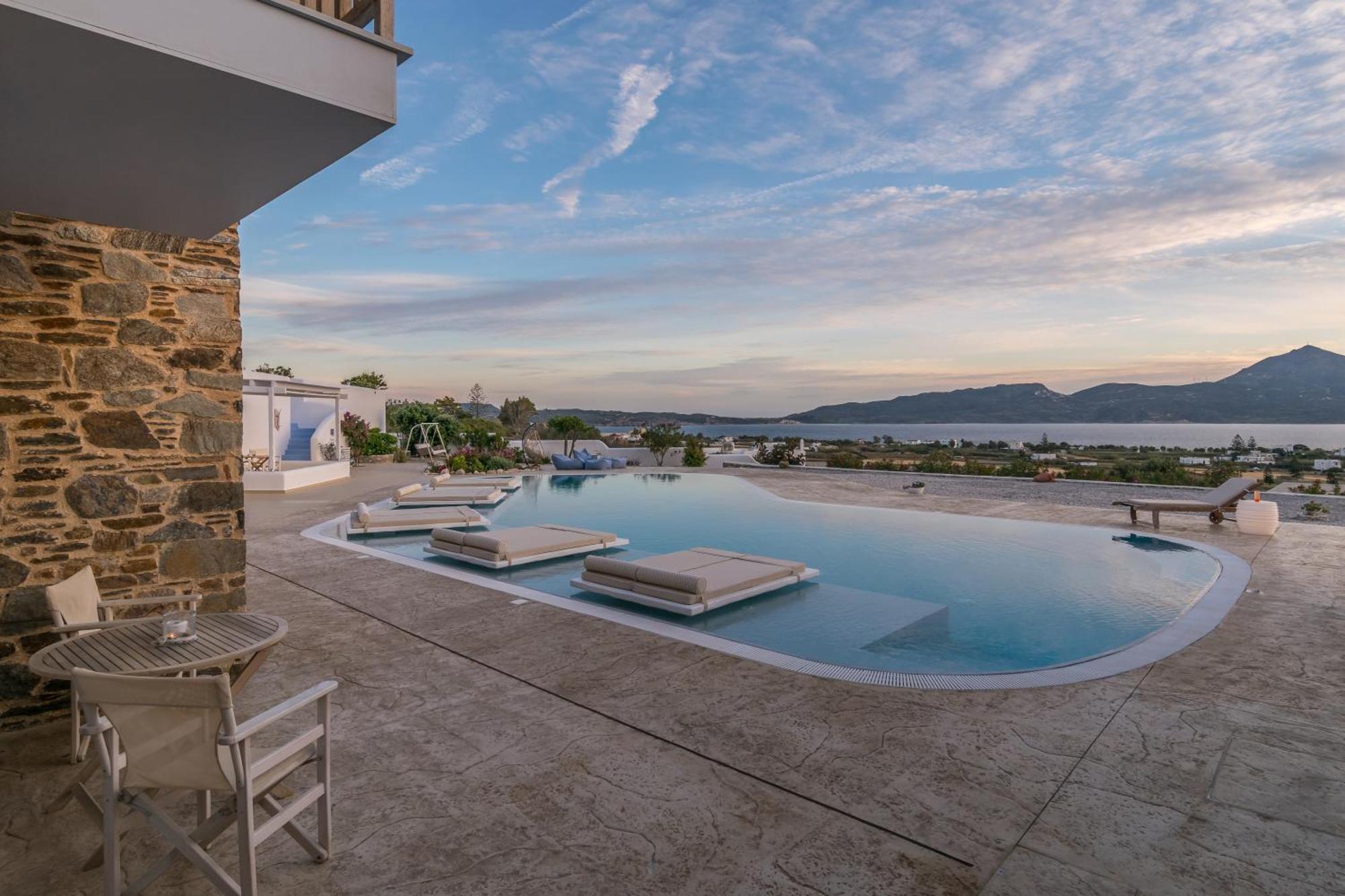 Blu Suites And Studios Adamantas (Milos) Exterior foto